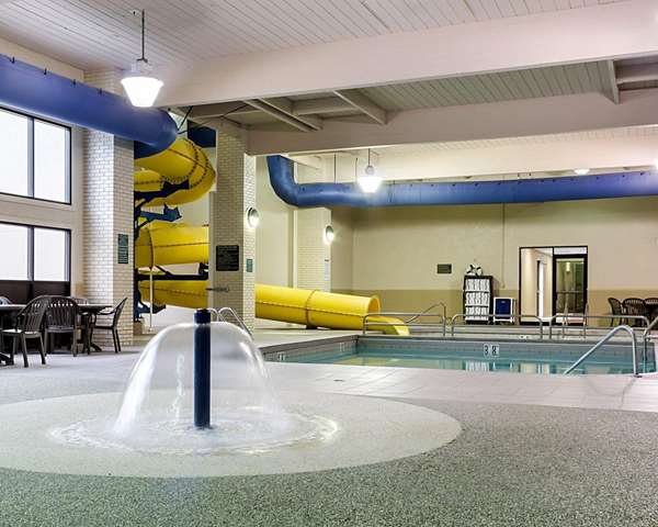 Pool - Quality Inn & Suites Jamestown - I-94, Exit 258