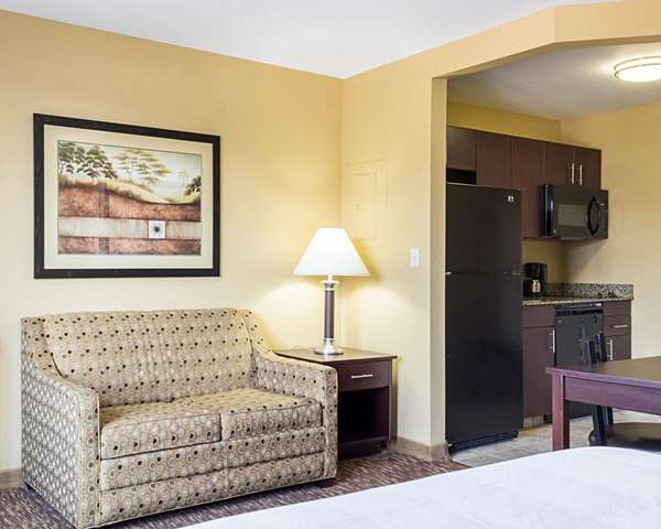  - MainStay Suites Minot