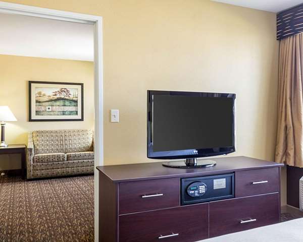 Suite - MainStay Suites Minot
