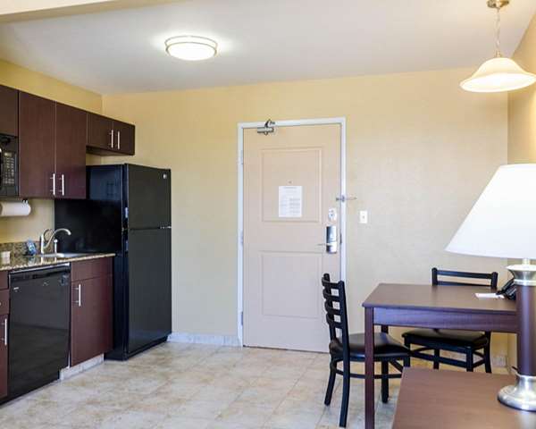 Suite - MainStay Suites Minot