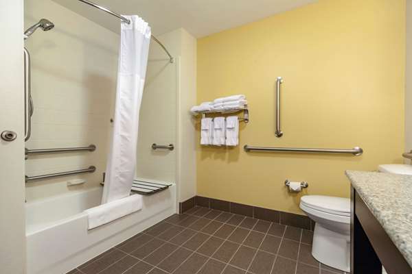  - Sleep Inn & Suites Grand Forks
