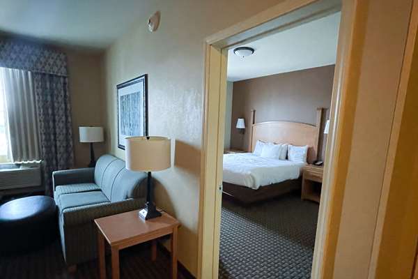 Suite - MainStay Suites Williston
