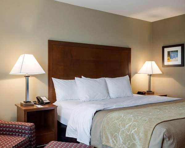  - Comfort Inn & Suites Watford City