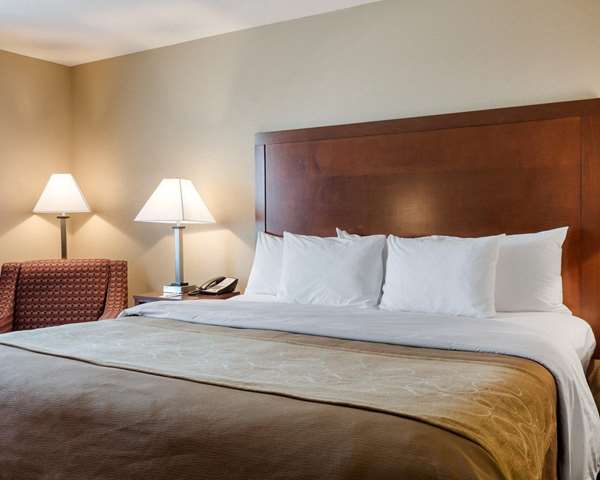  - Comfort Inn & Suites Watford City