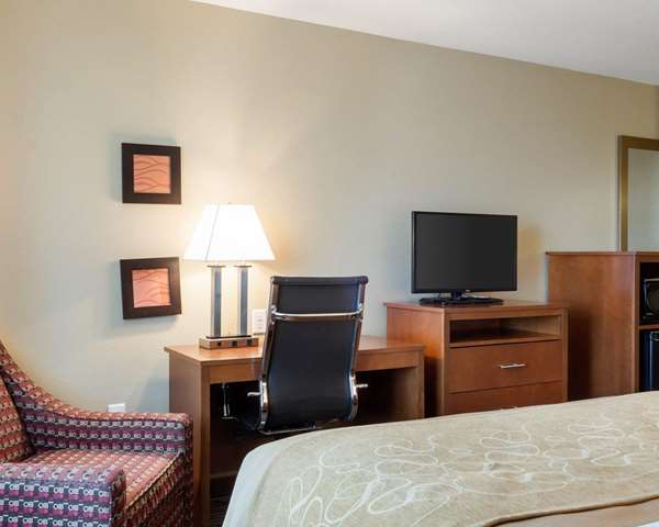  - Comfort Inn & Suites Watford City