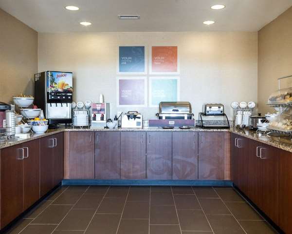 Amenities - Comfort Inn & Suites Watford City