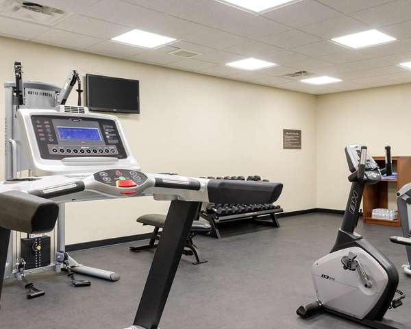 Fitness/ Exercise Room - Comfort Inn & Suites Watford City