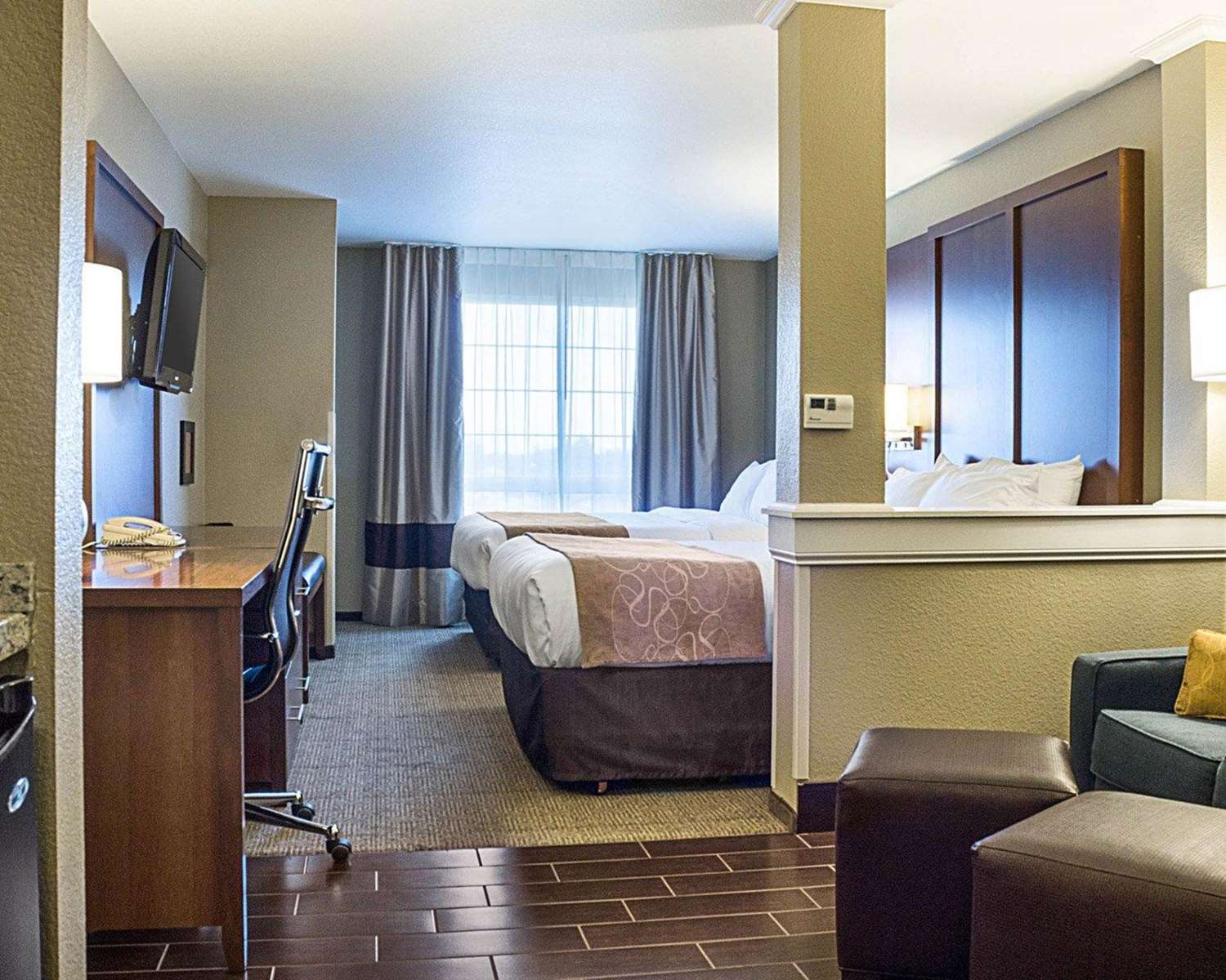 Comfort Suites Minot, ND See Discounts