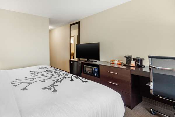  - Sleep Inn & Suites Fargo - I-94, Exit 348