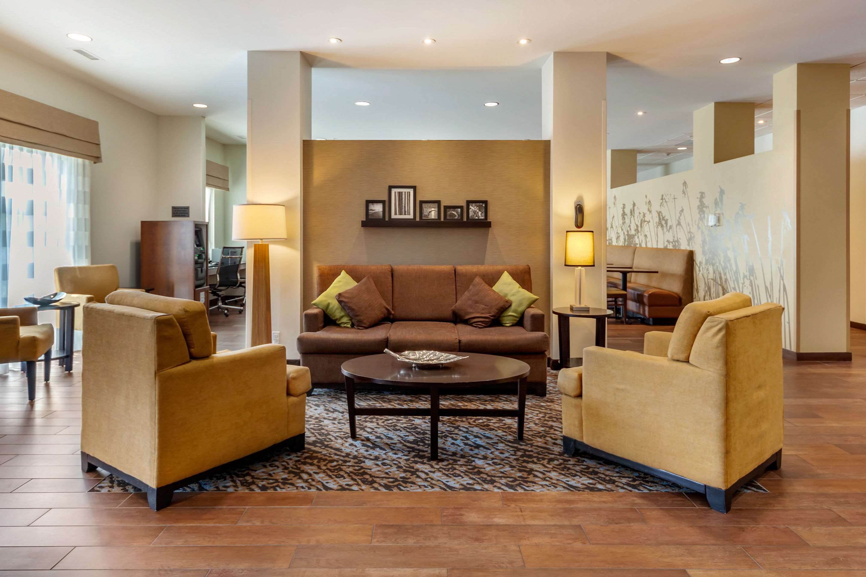 Lobby with sitting area