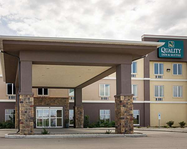 Exterior view - Quality Inn & Suites Minot