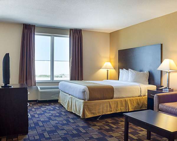 Suite - Quality Inn & Suites Minot