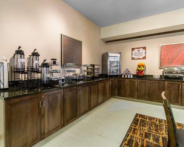 Amenities - MainStay Suites Watford City