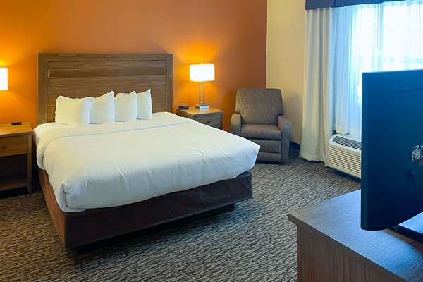 Suite - MainStay Suites Watford City