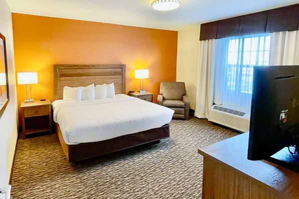 Suite - MainStay Suites Watford City