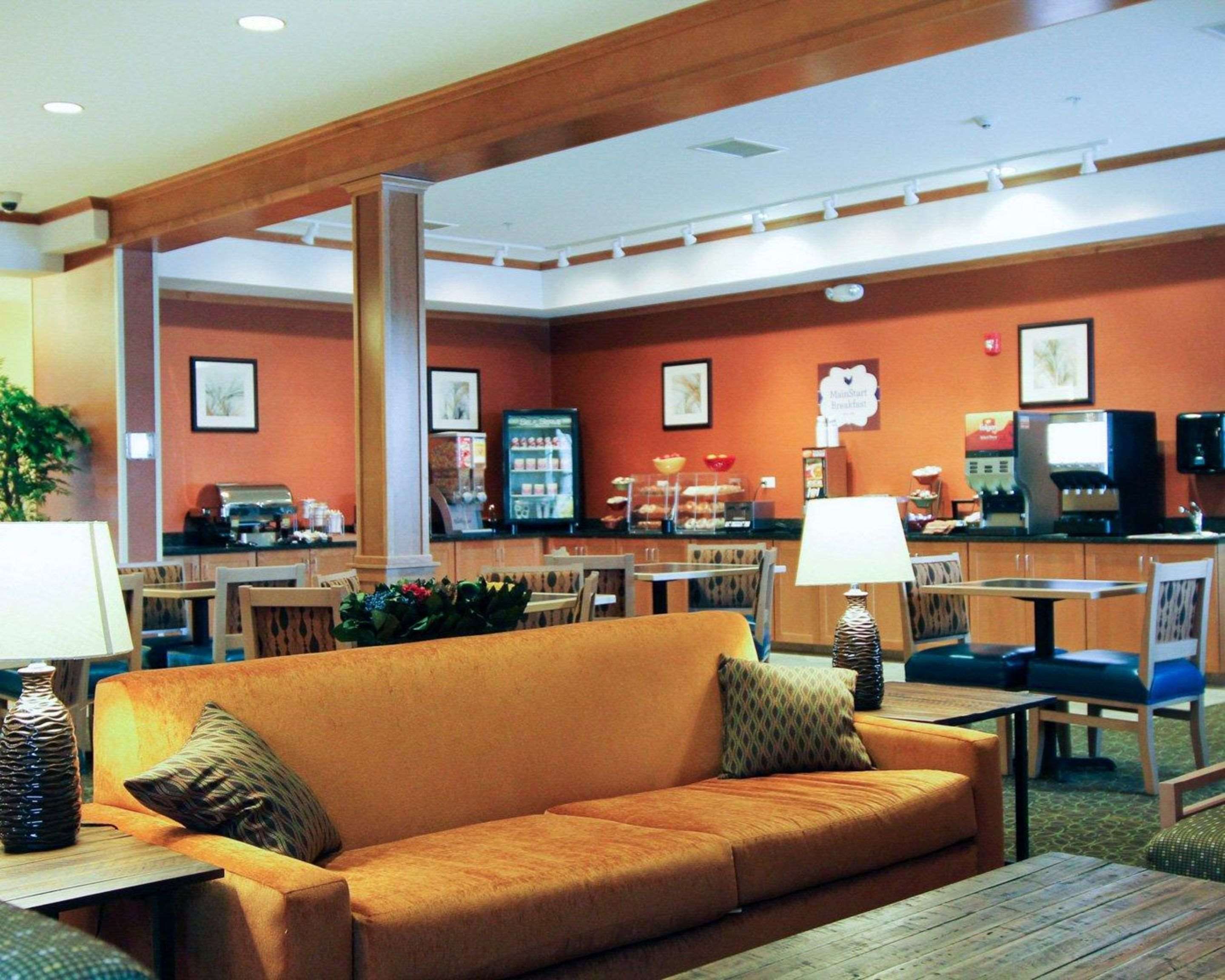 Enjoy breakfast in this seating area | MainStay Suites Tioga