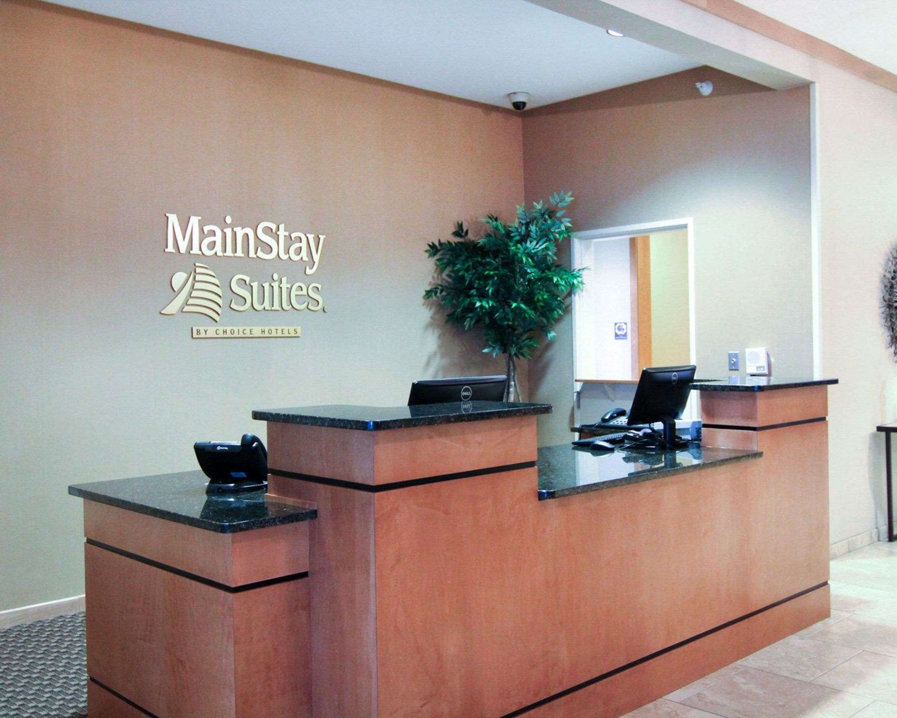 Front desk | MainStay Suites Tioga