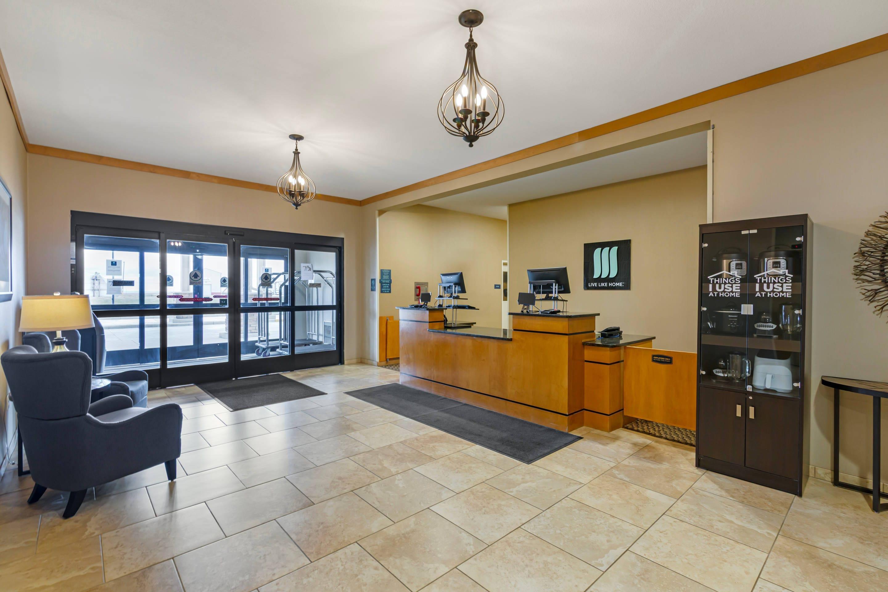 Hotel lobby | MainStay Suites Tioga