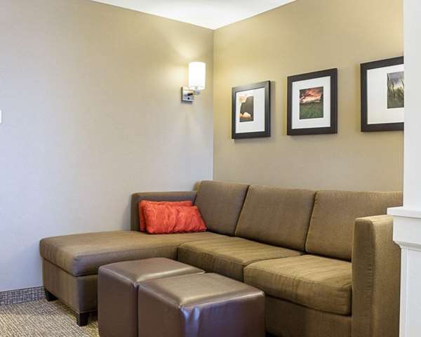 Suite - Comfort Suites Fargo - I-94, Exit 348
