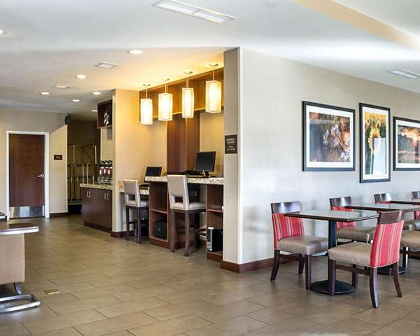 Amenities - Comfort Suites Fargo - I-94, Exit 348