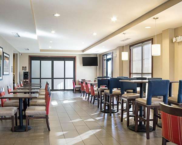 Amenities - Comfort Suites Fargo - I-94, Exit 348