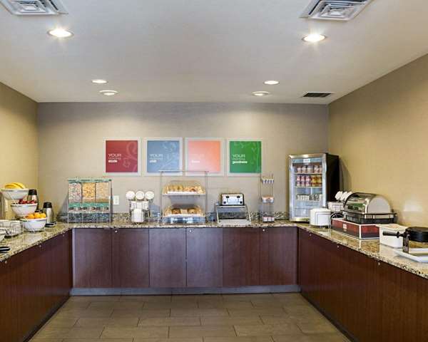 Amenities - Comfort Suites Fargo - I-94, Exit 348