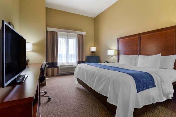  - Comfort Inn & Suites Mandan - I-94, Exit 152