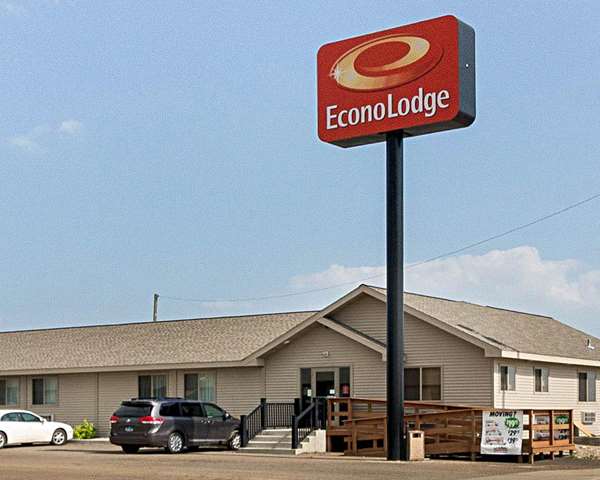 Exterior view - Econo Lodge Jamestown - I-94, Exit 258