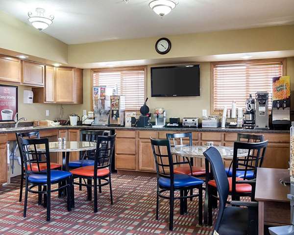 Amenities - Econo Lodge Jamestown - I-94, Exit 258