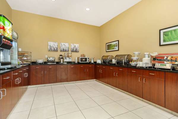 Amenities - Sleep Inn & Suites Devils Lake