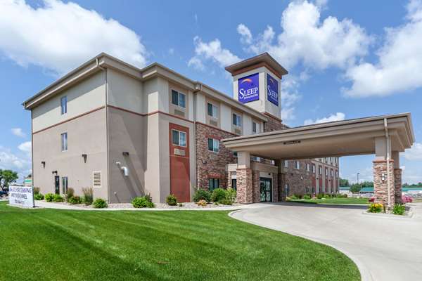 Exterior view - Sleep Inn & Suites Devils Lake