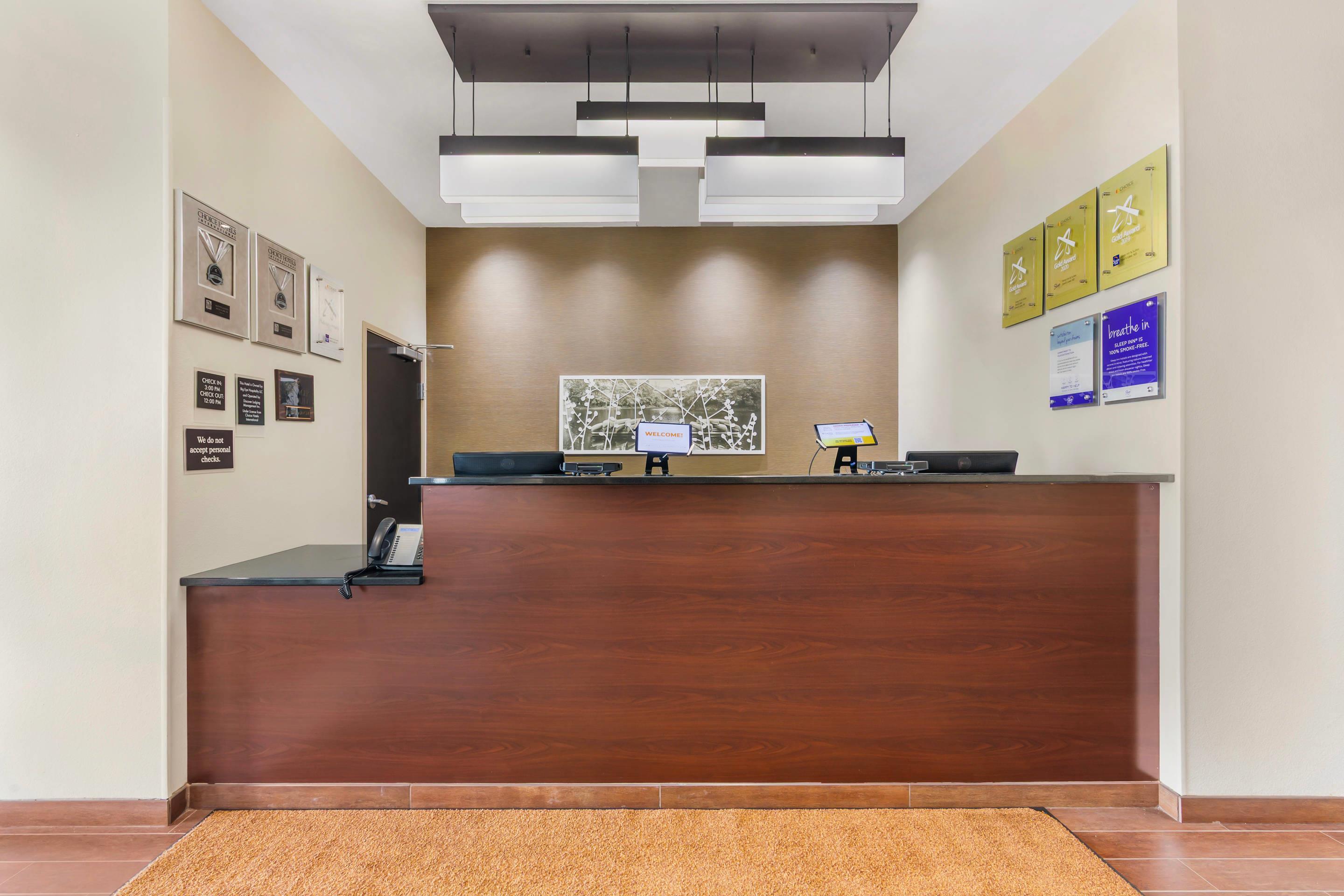 Front desk | Sleep Inn & Suites Devils Lake