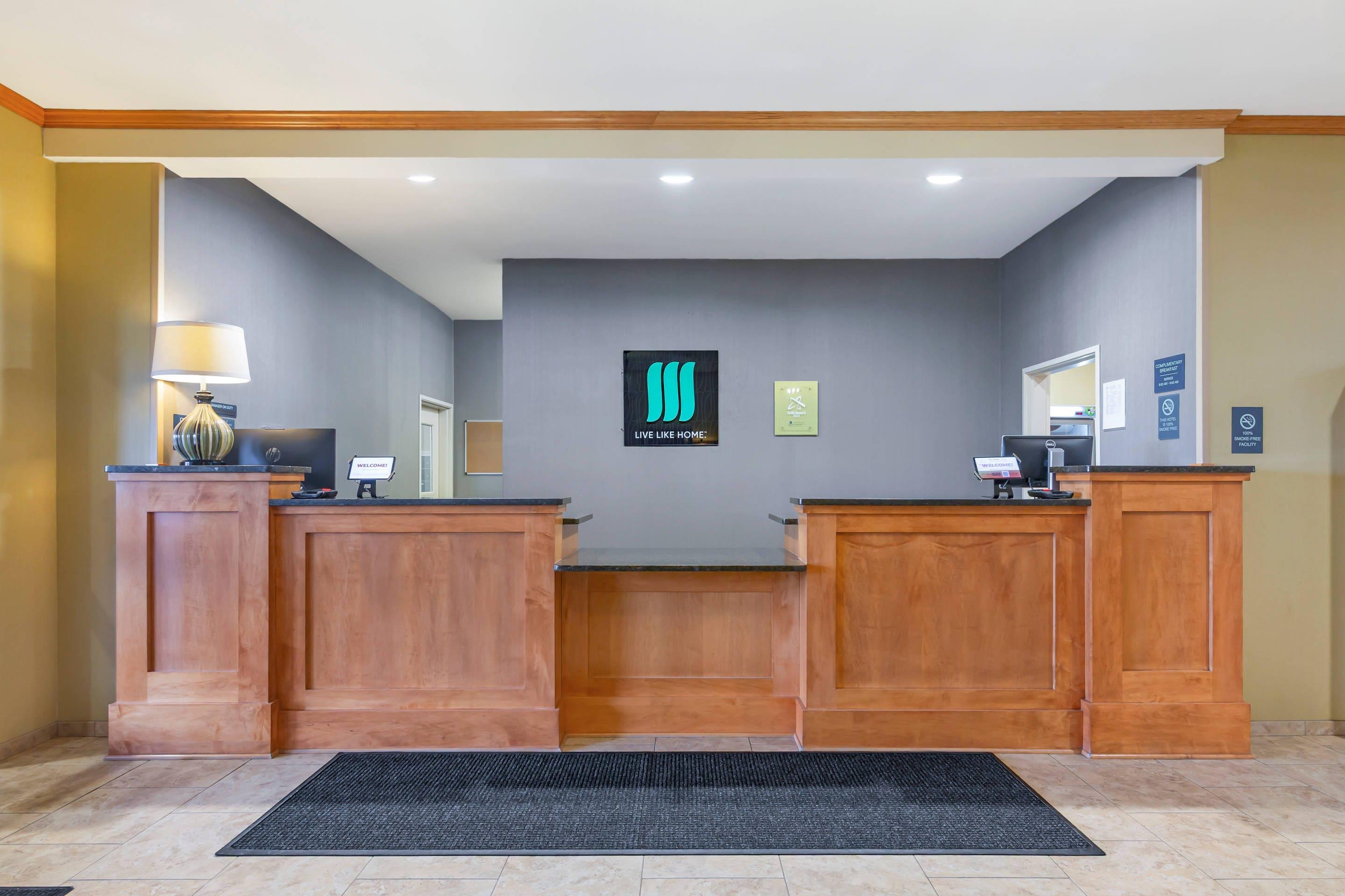 Hotel lobby | MainStay Suites Stanley