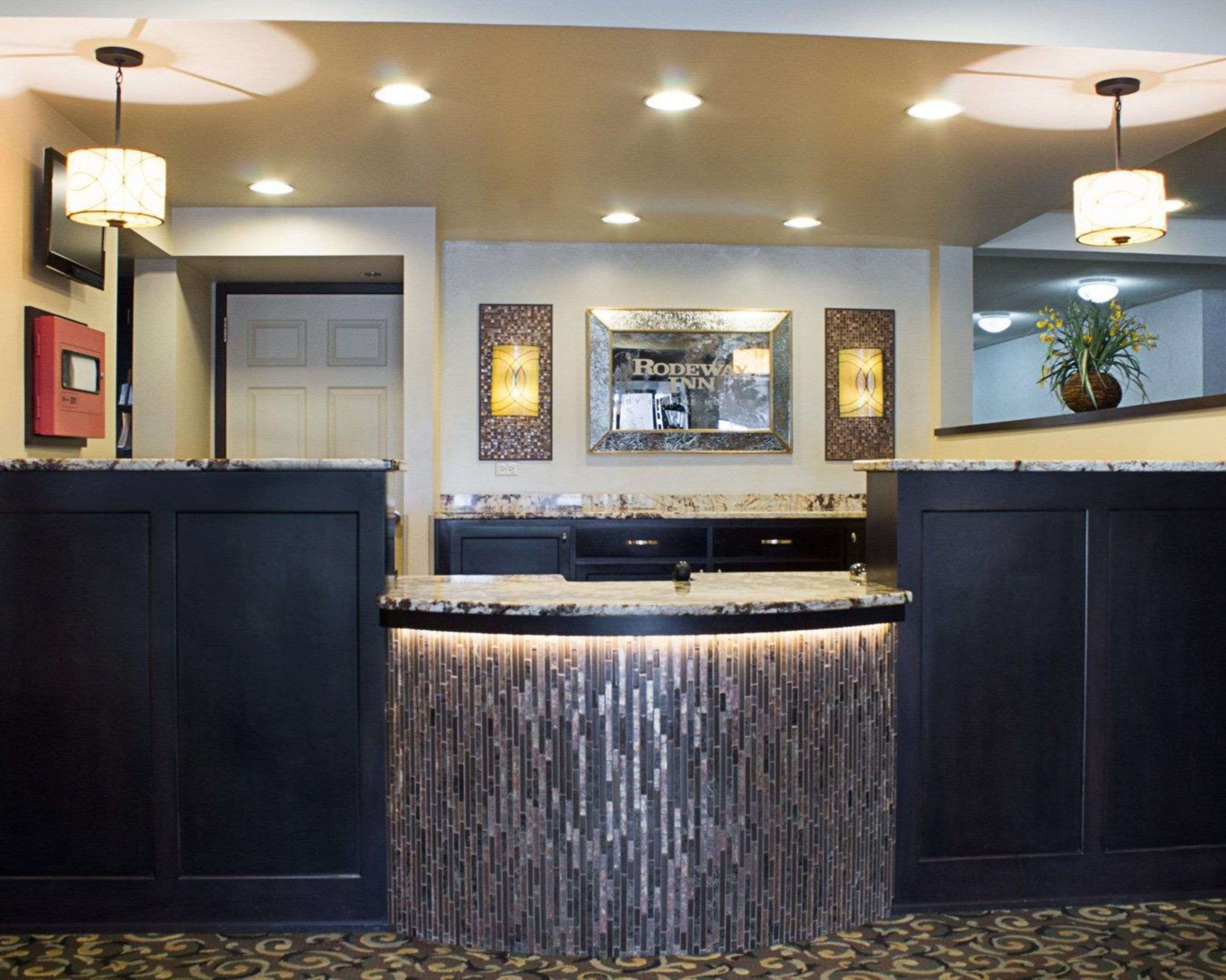 Front desk | Rodeway Inn Columbia Mall Loop