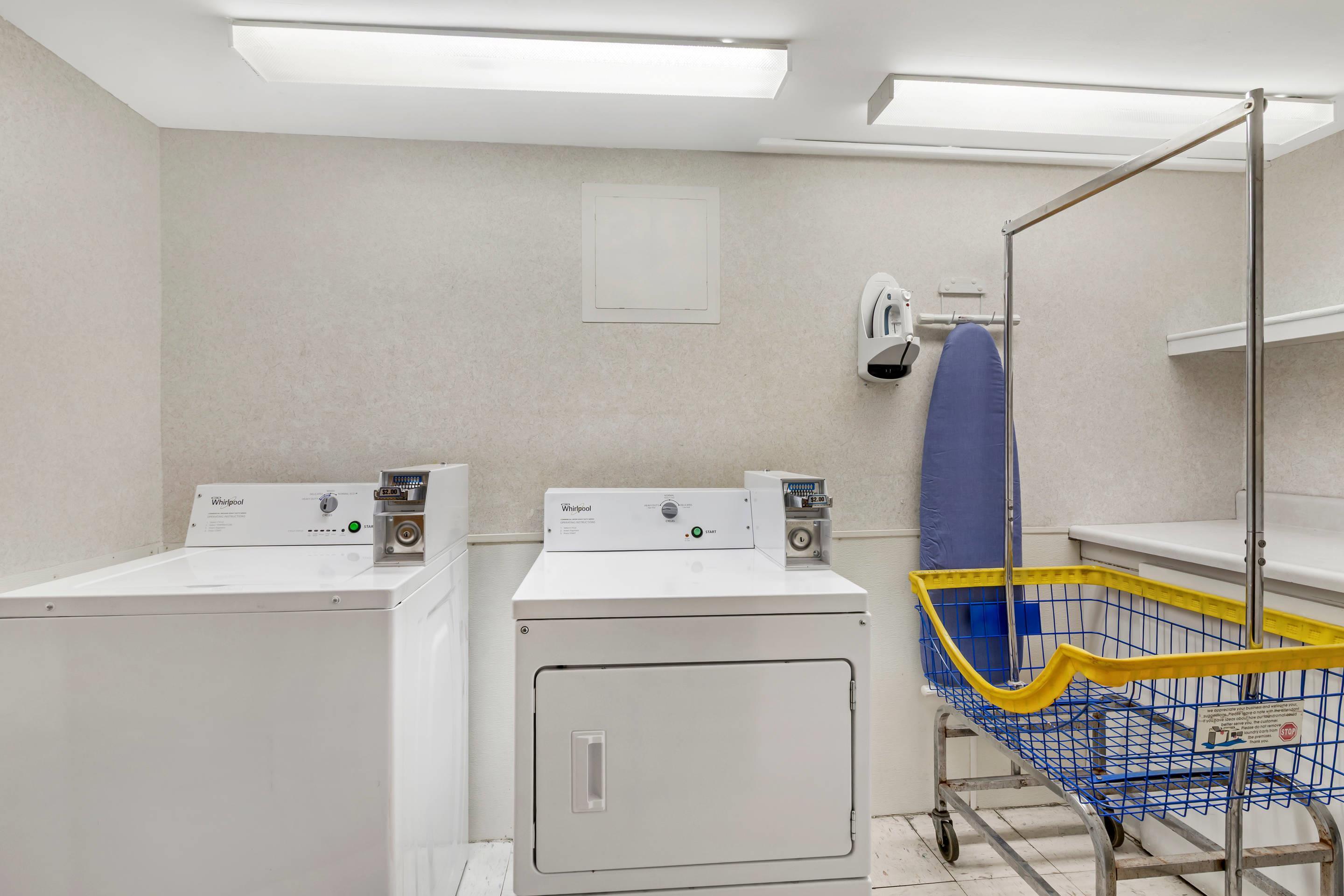 Guest laundry facilities | Rodeway Inn Columbia Mall Loop