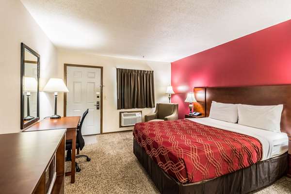  - Econo Lodge Valley City - I-94, Exit 292