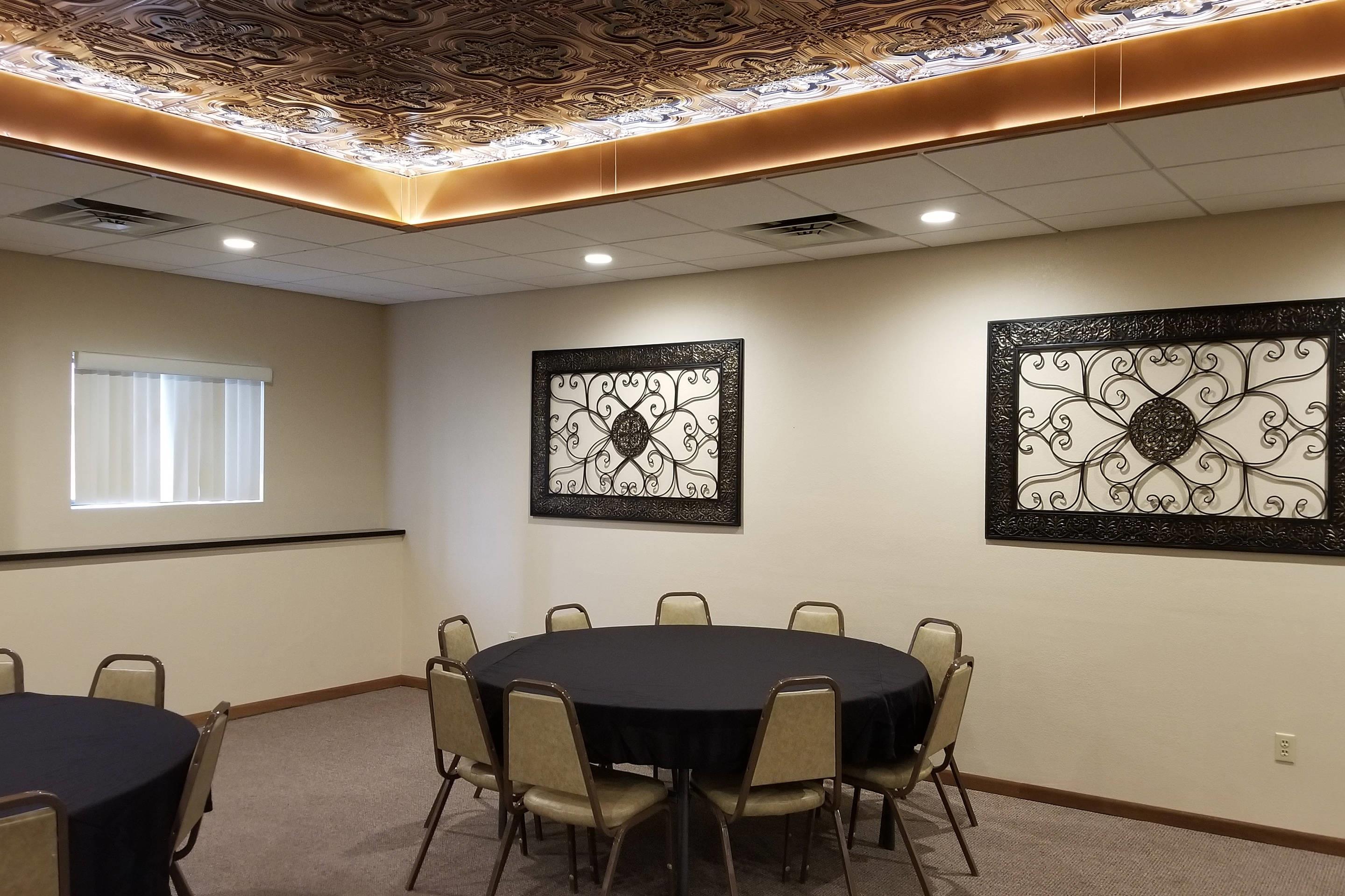 Meeting room | Econo Lodge