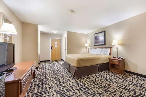  - Rodeway Inn Cozad - I-80, Exit 222