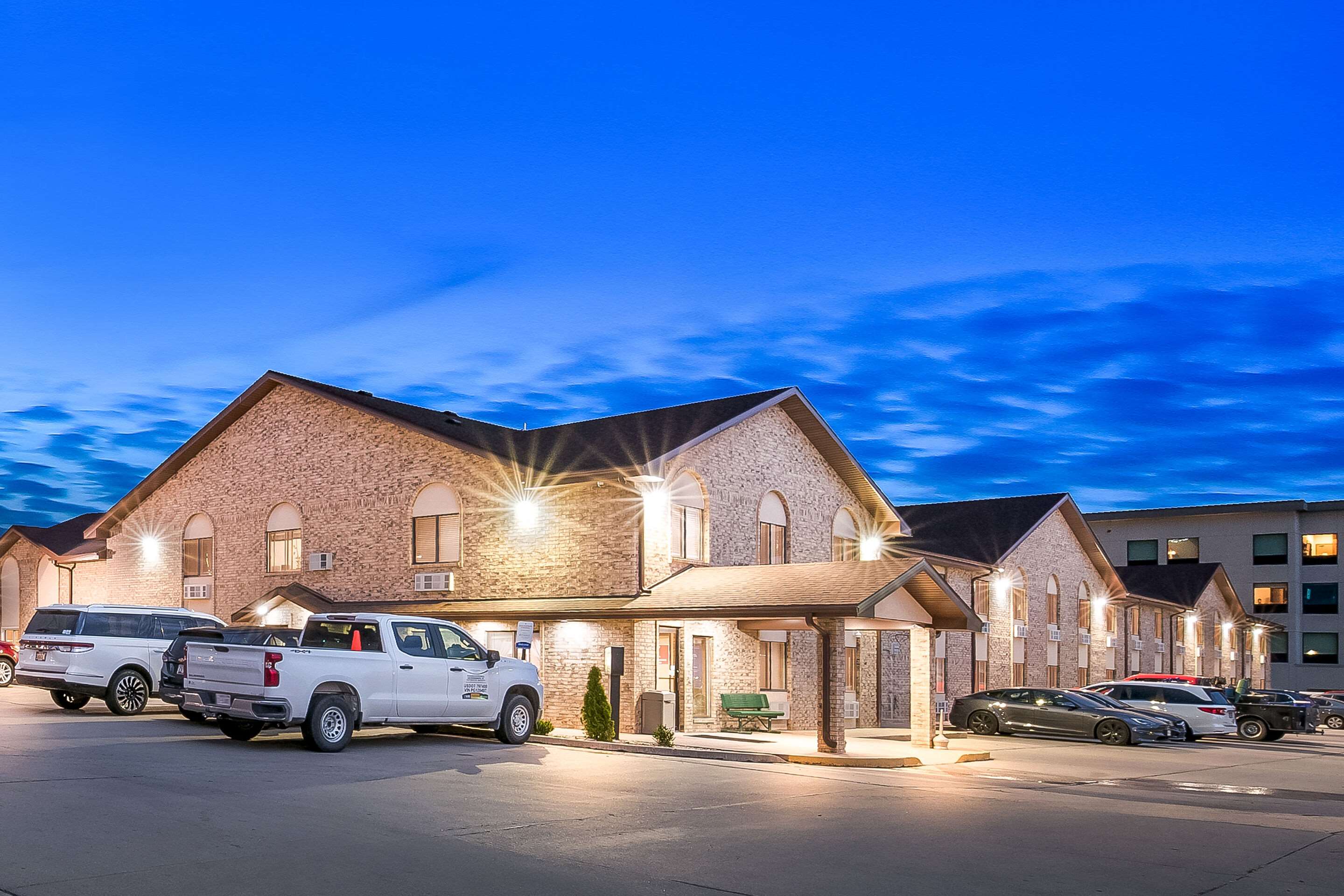 Hotel exterior | Quality Inn