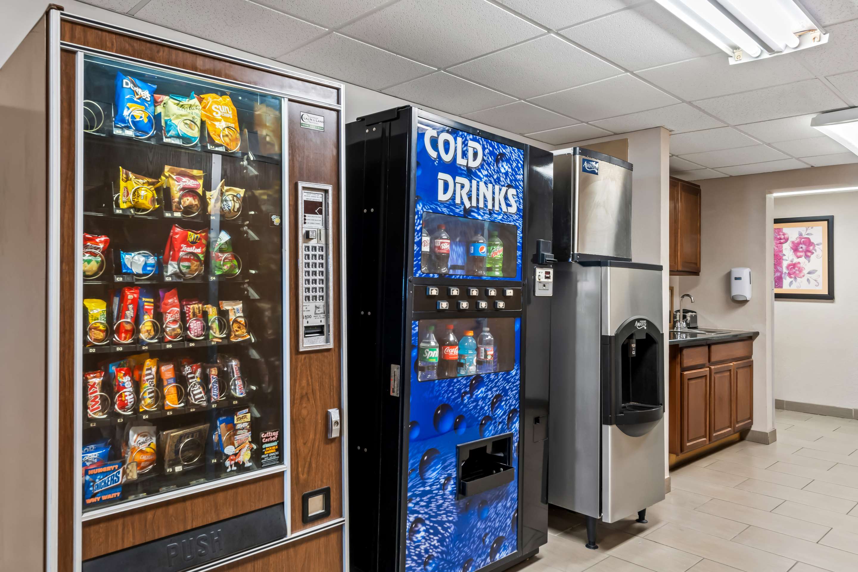 Hotel vending area