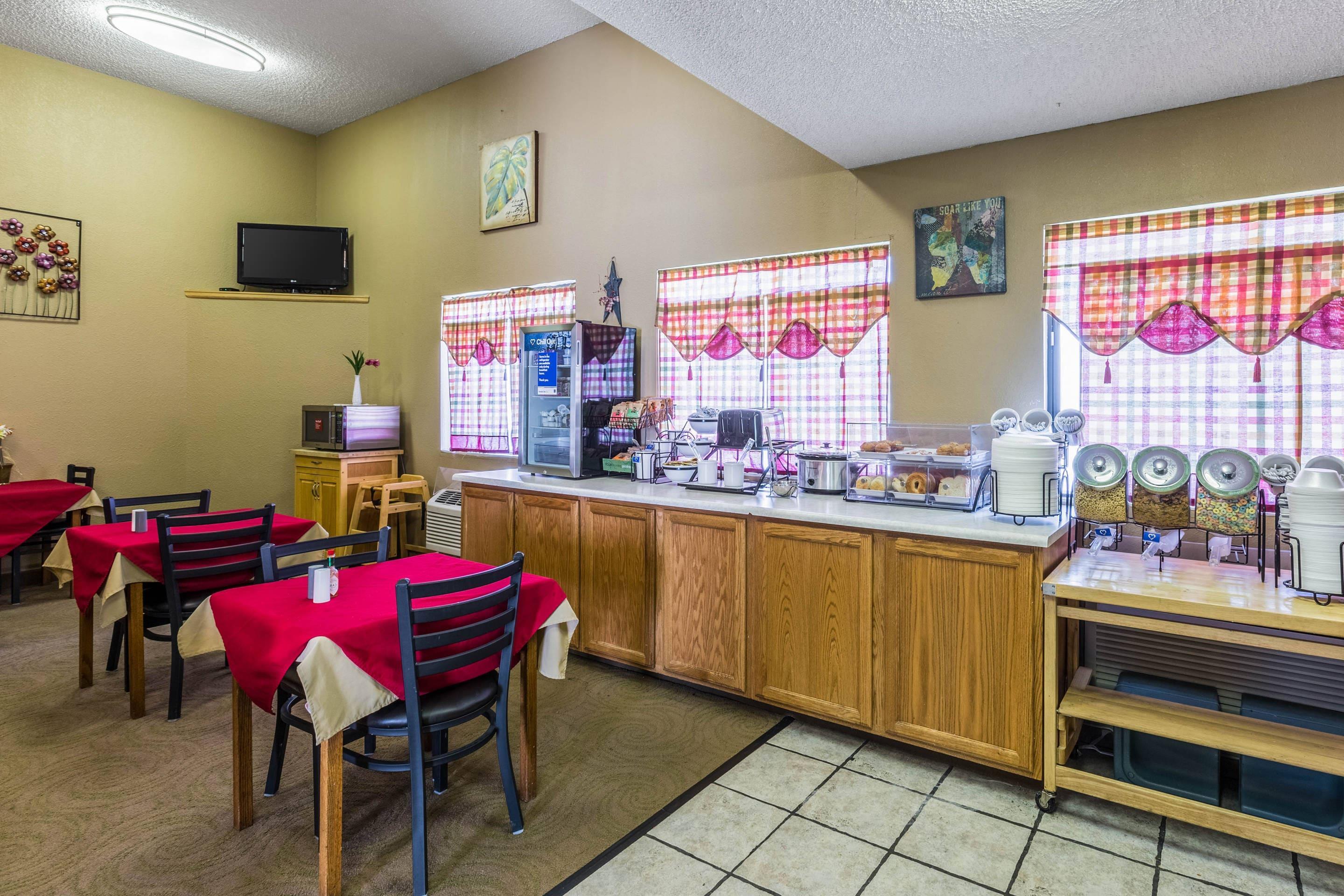 Assorted breakfast items | Quality Inn