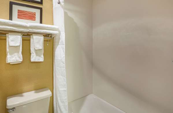  - Quality Inn York - I-80, Exit 353