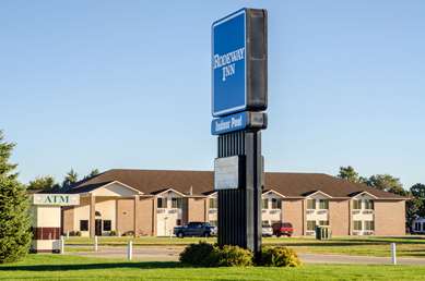 Rodeway Inn Ainsworth Photo Gallery