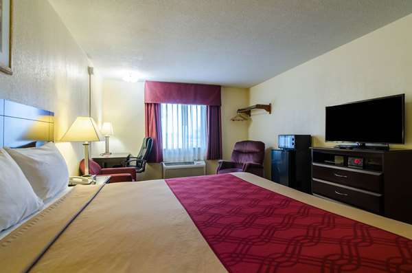  - Econo Lodge Lexington