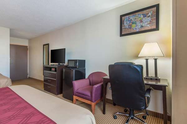  - Econo Lodge Lexington