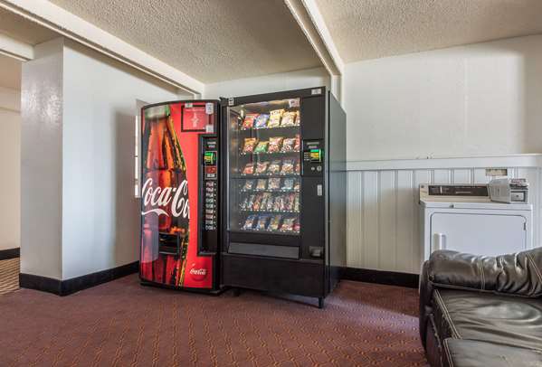  - Econo Lodge Lexington