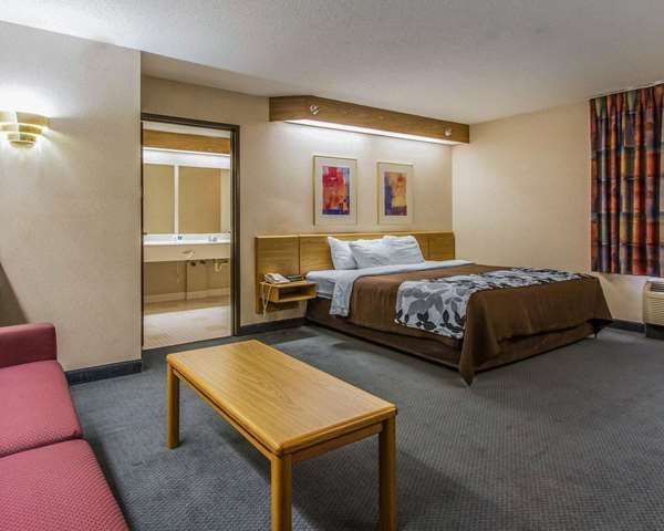 Suite - Rodeway Inn Fremont