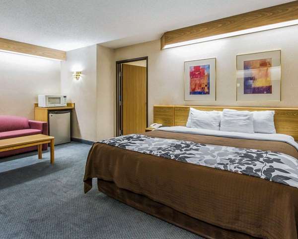 Suite - Rodeway Inn Fremont