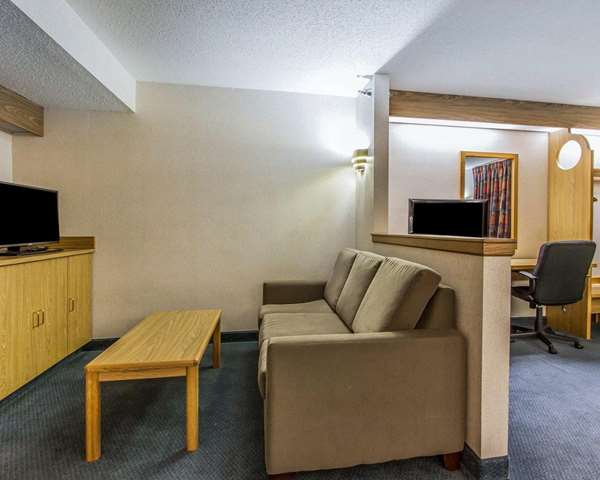 Suite - Rodeway Inn Fremont