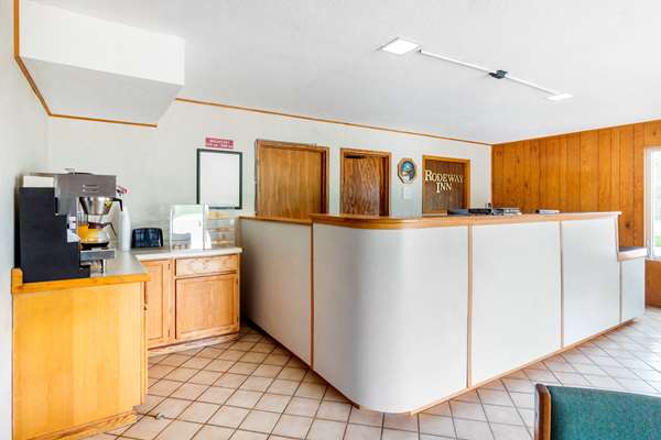 Amenities - Rodeway Inn Blair